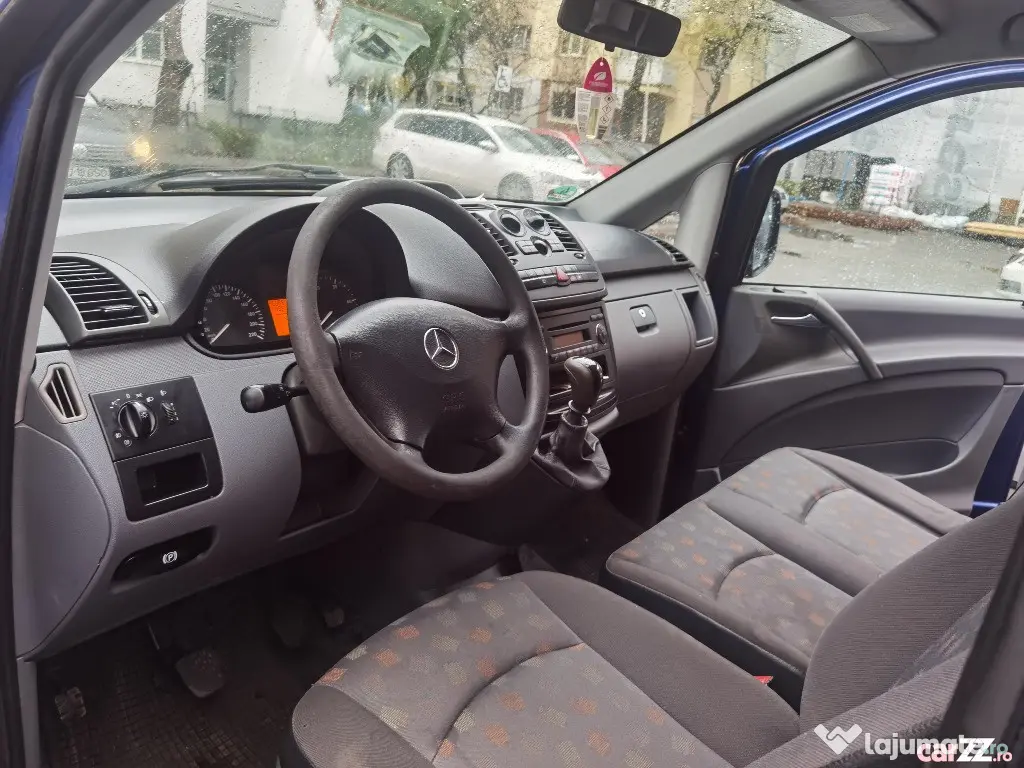 Mercedes Vito Extra Long – Perfect pentru familie, afaceri, transport 