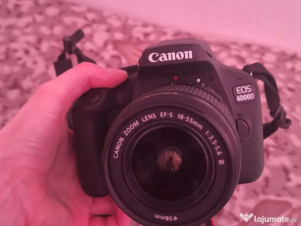 Vând aparat Canon 4000D 