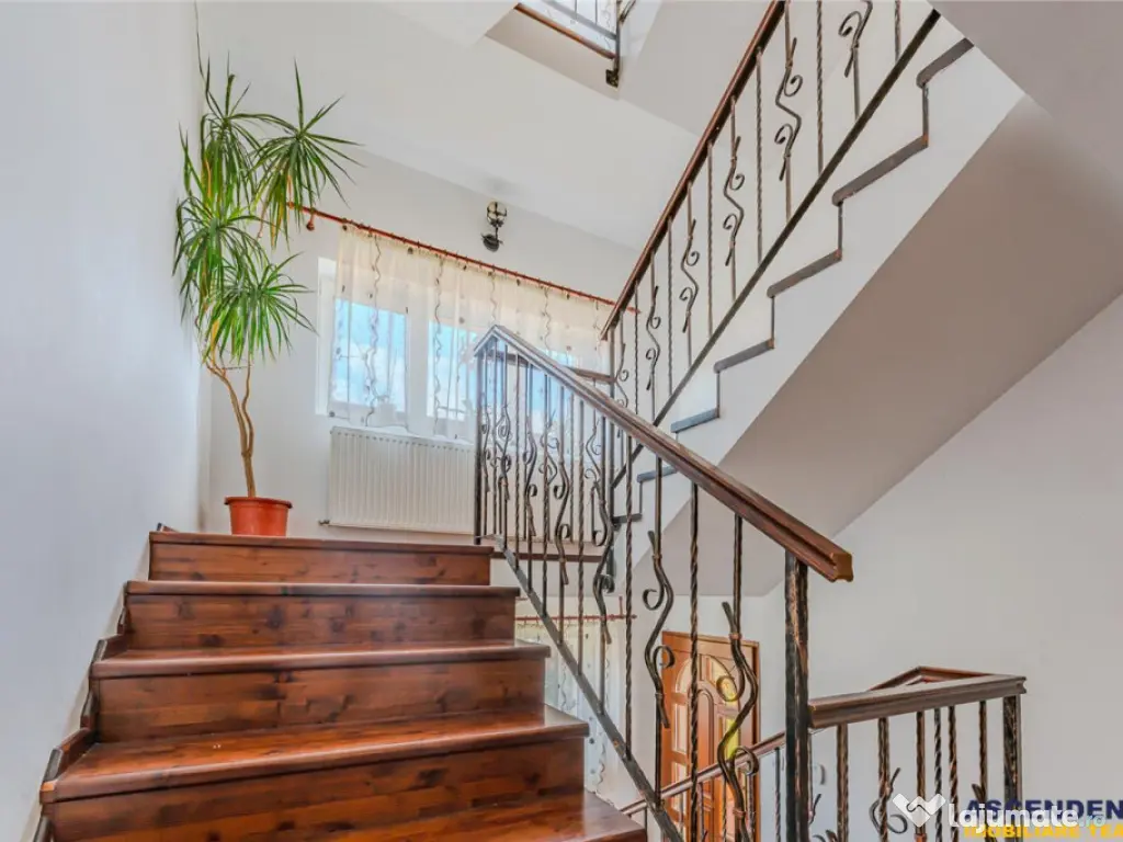 FILM! Edificiu cu identitate arhitecturala, 700mp teren, gar