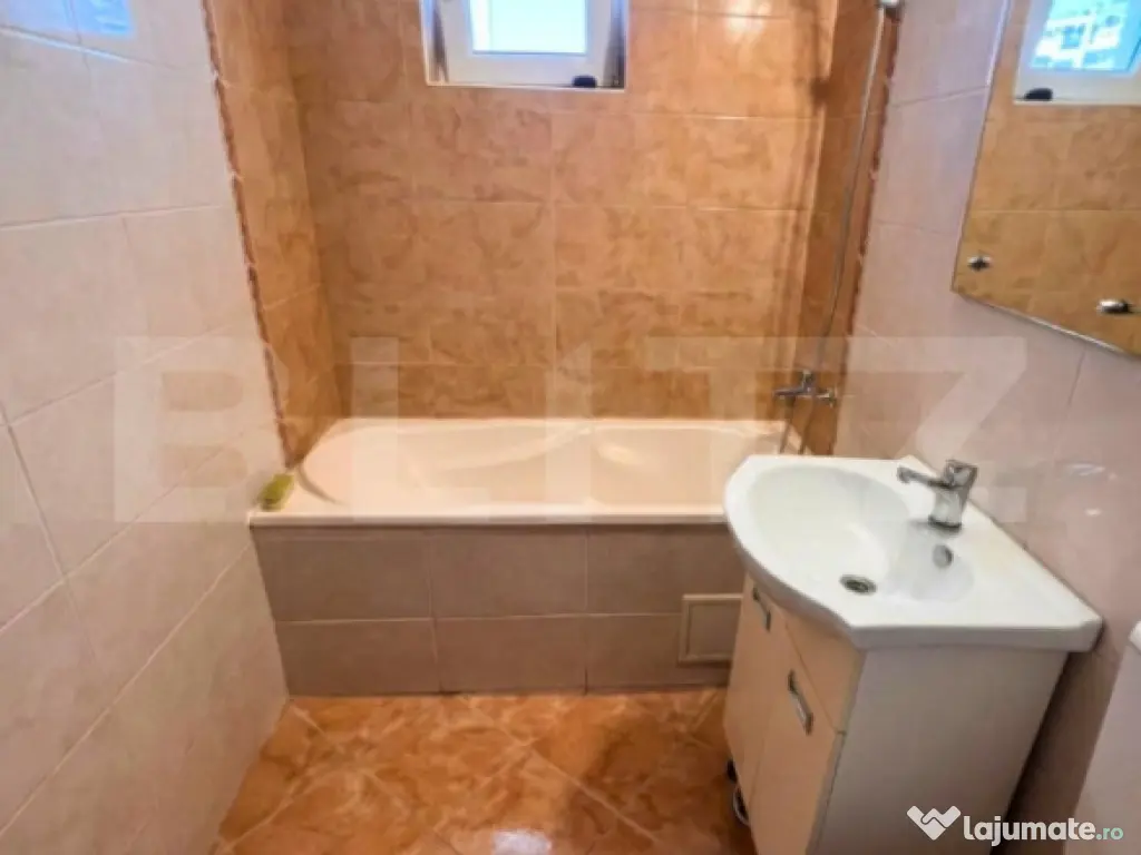 Apartament 2 camere, 47 mp, modern, balcon închis, zona Iul 