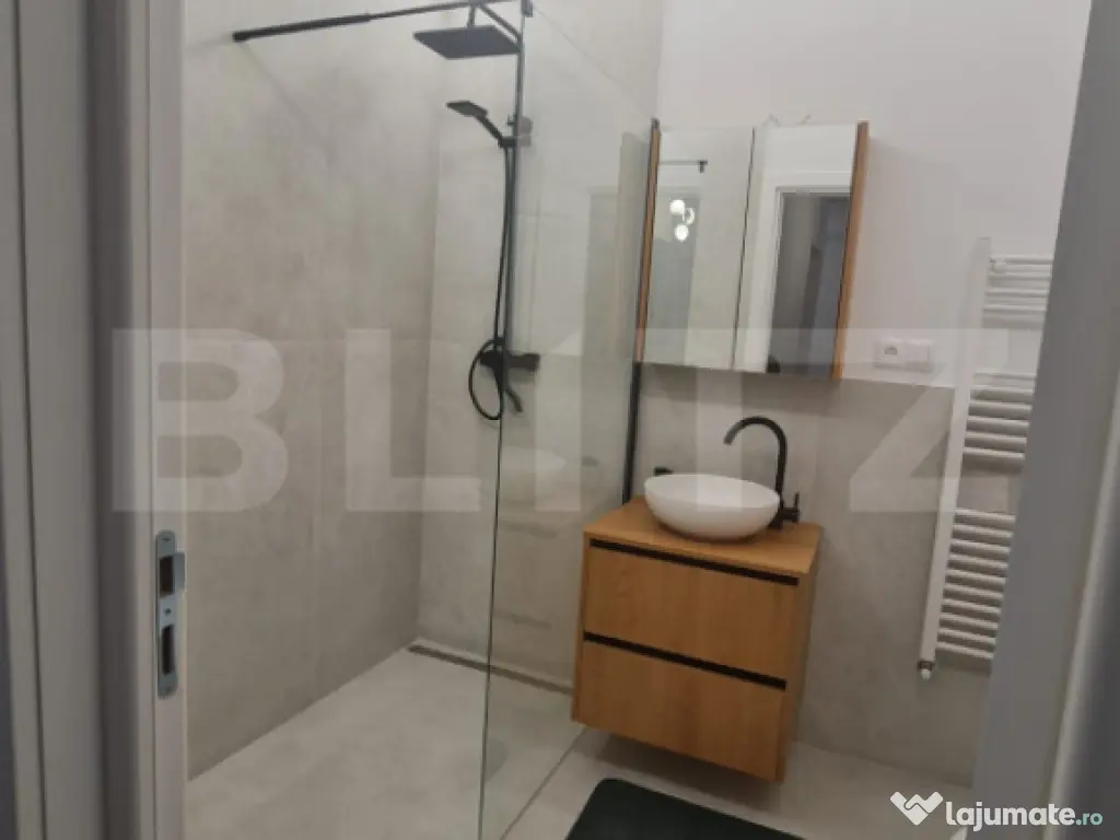 Apartament 2 camere decomandat, 51 mp utili, parcare, zona T 