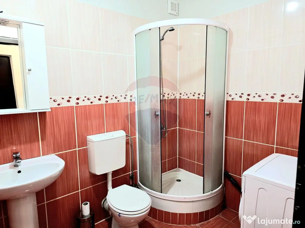 Apartament de închiriat ARED Micalaca, loc de parcare in... 