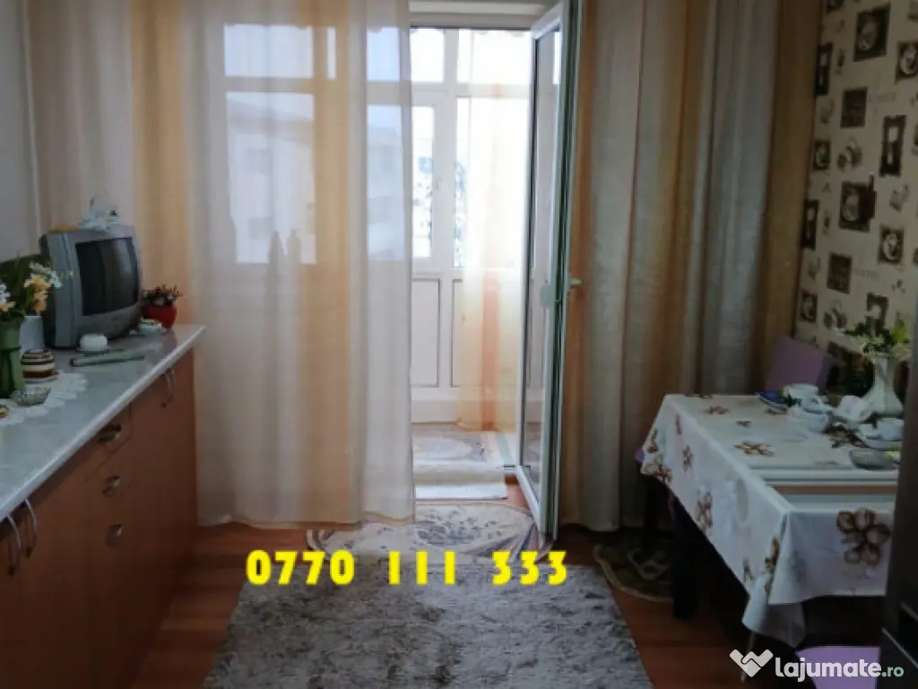 - Apartament 2 camere confort 1 decomandat, zona Obor. 