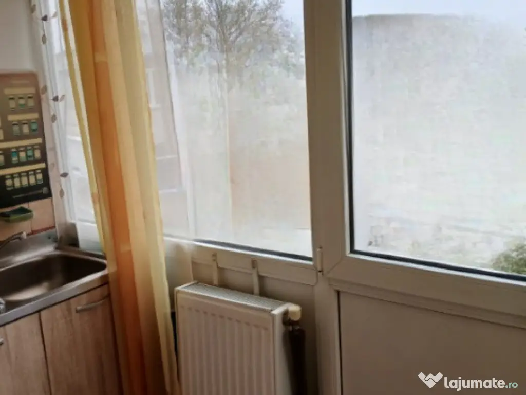 - Apartament 2 camere confort 1 decomandat, zona Obor. 