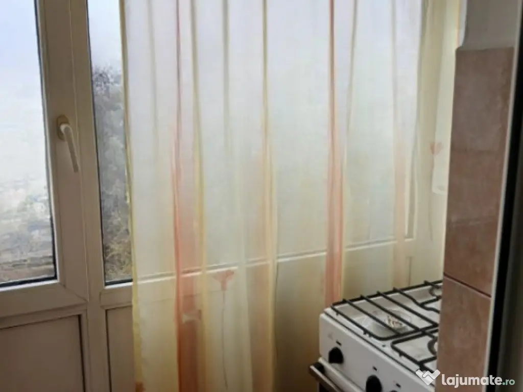 - Apartament 2 camere confort 1 decomandat, zona Obor. 