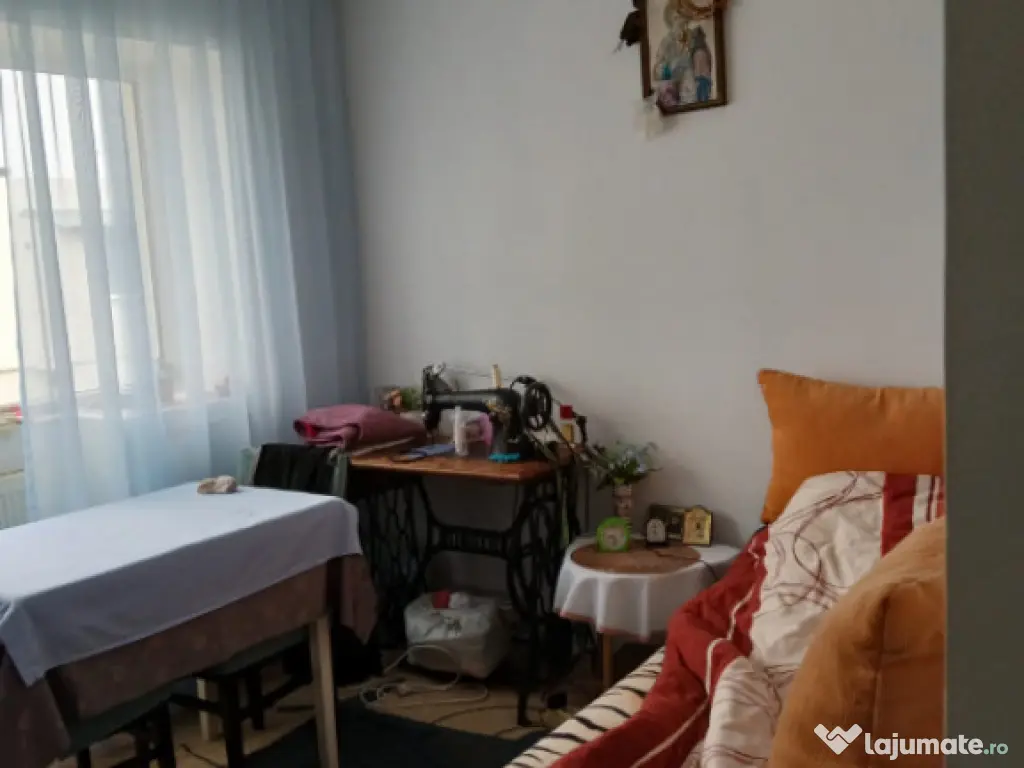 - Apartament 2 camere confort 1 decomandat, zona Obor. 