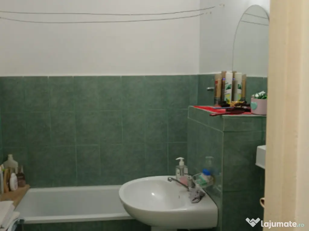 - Apartament 2 camere confort 1 decomandat, zona Obor. 