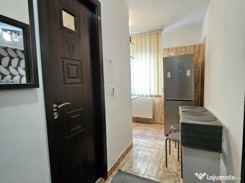 Garsoniera Popa Sapca, mobilata si utilata, 1300 RON 