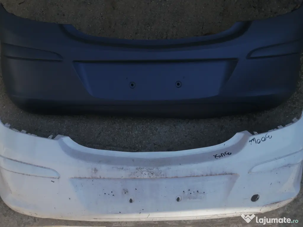 bara spate Opel Corsa D 200 lei 