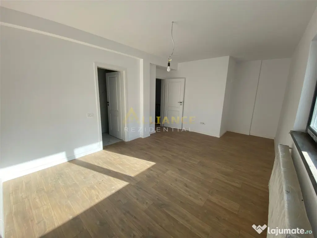 Casa Tip Duplex - 5 camere 4 bai - Mutare Imediata -