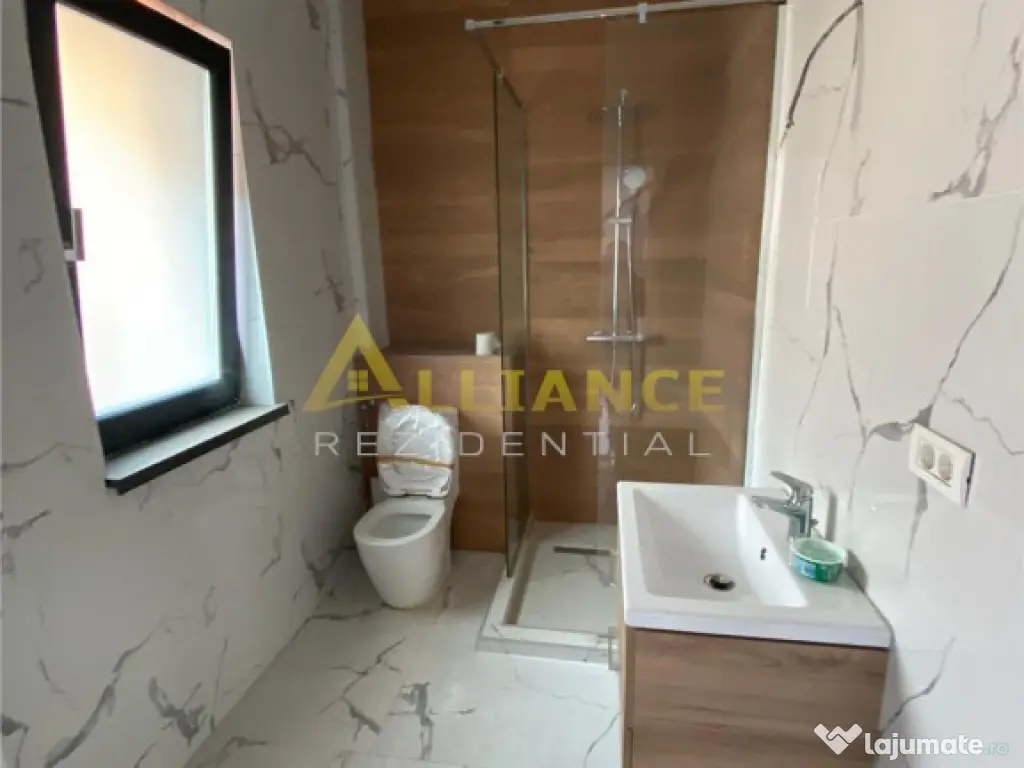 Casa Tip Duplex - 5 camere 4 bai - Mutare Imediata -