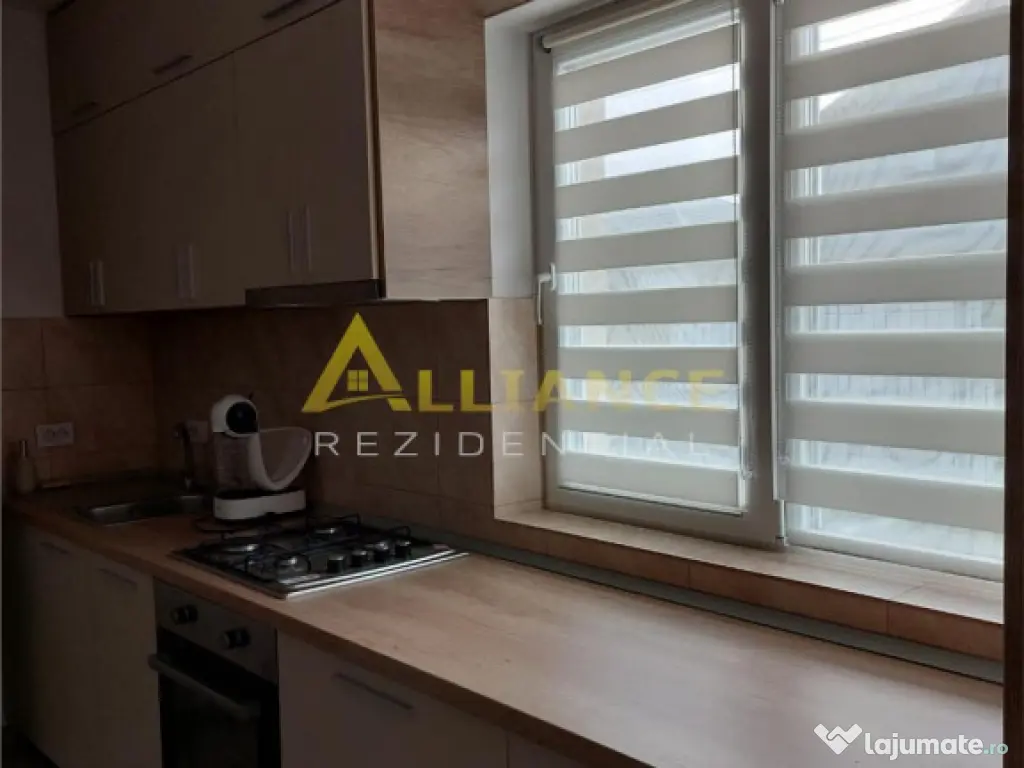 Casa la 800-900 m de STV,se preda la cheie. 