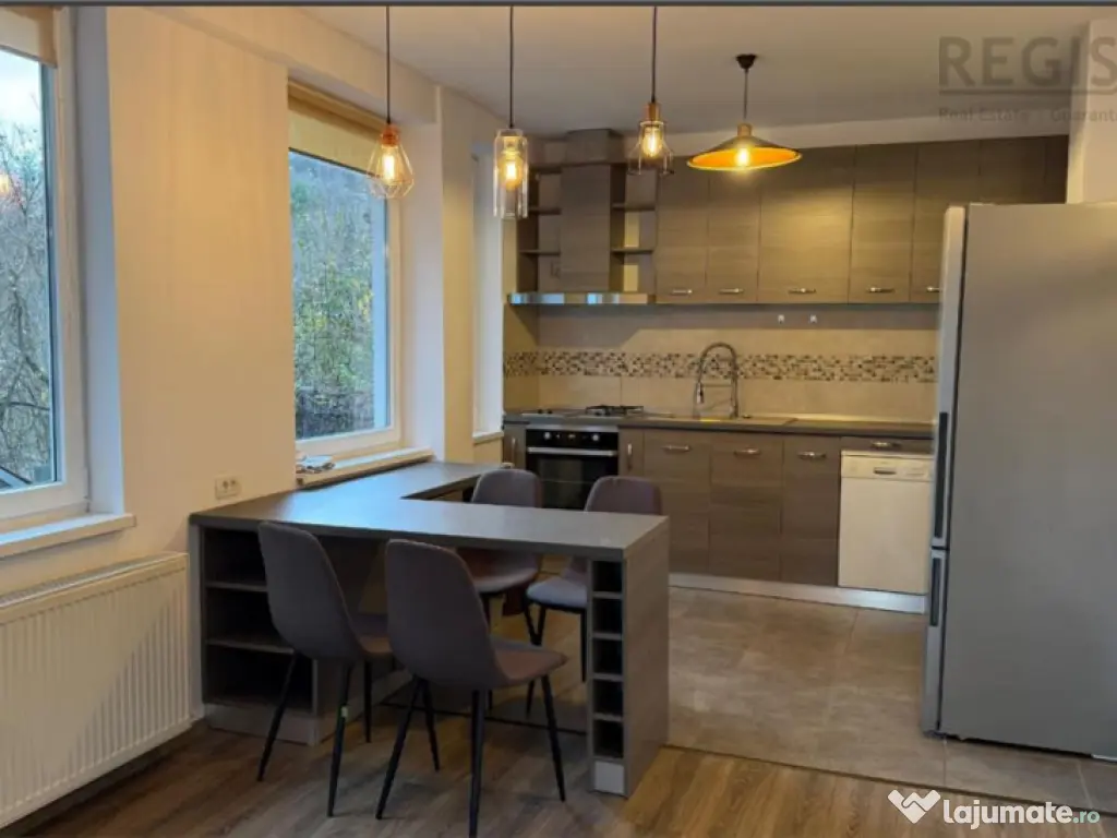 Apartament 3 camere petfriendly, la casa Schei,pretabil sub 