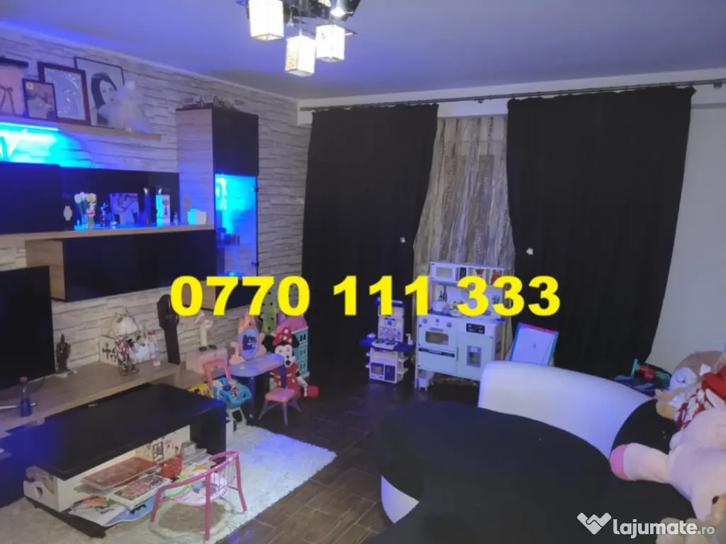 - Apartament 2 camere decomandat, zona Radu Negru, etaj 3. 