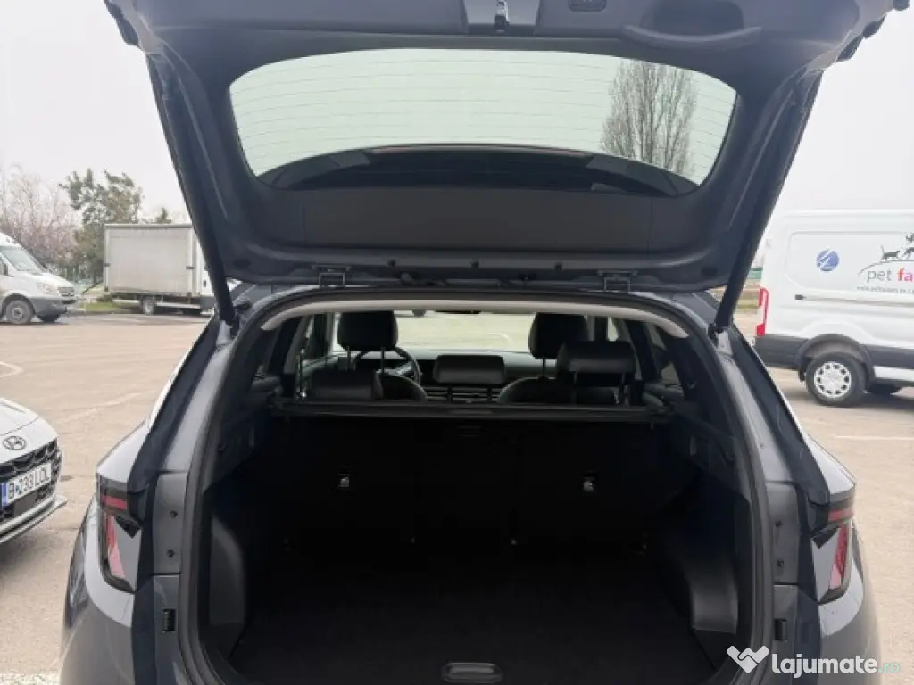 Hyundai TUCSON 1.6T-GDi 215CP Hybrid 4WD 6AT Premium Hybrid 