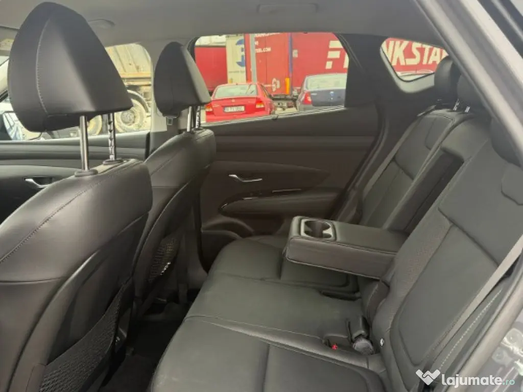 Hyundai TUCSON 1.6T-GDi 215CP Hybrid 4WD 6AT Premium Hybrid 