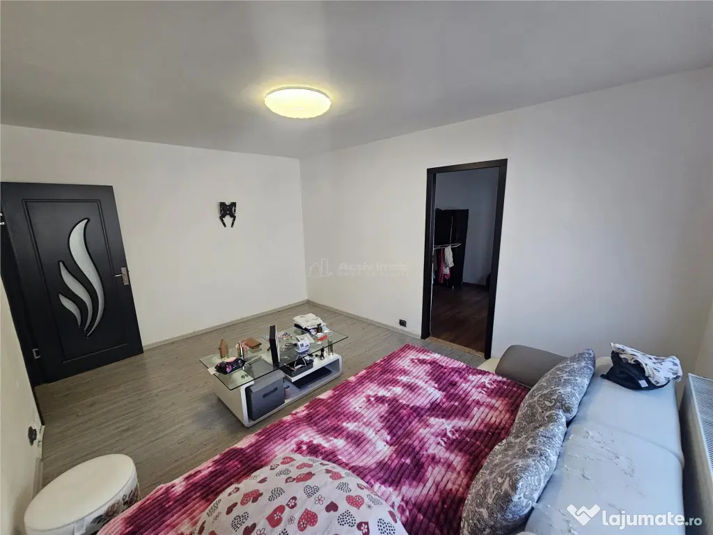 Resita, 2 Cam. Renovat, Micro 3