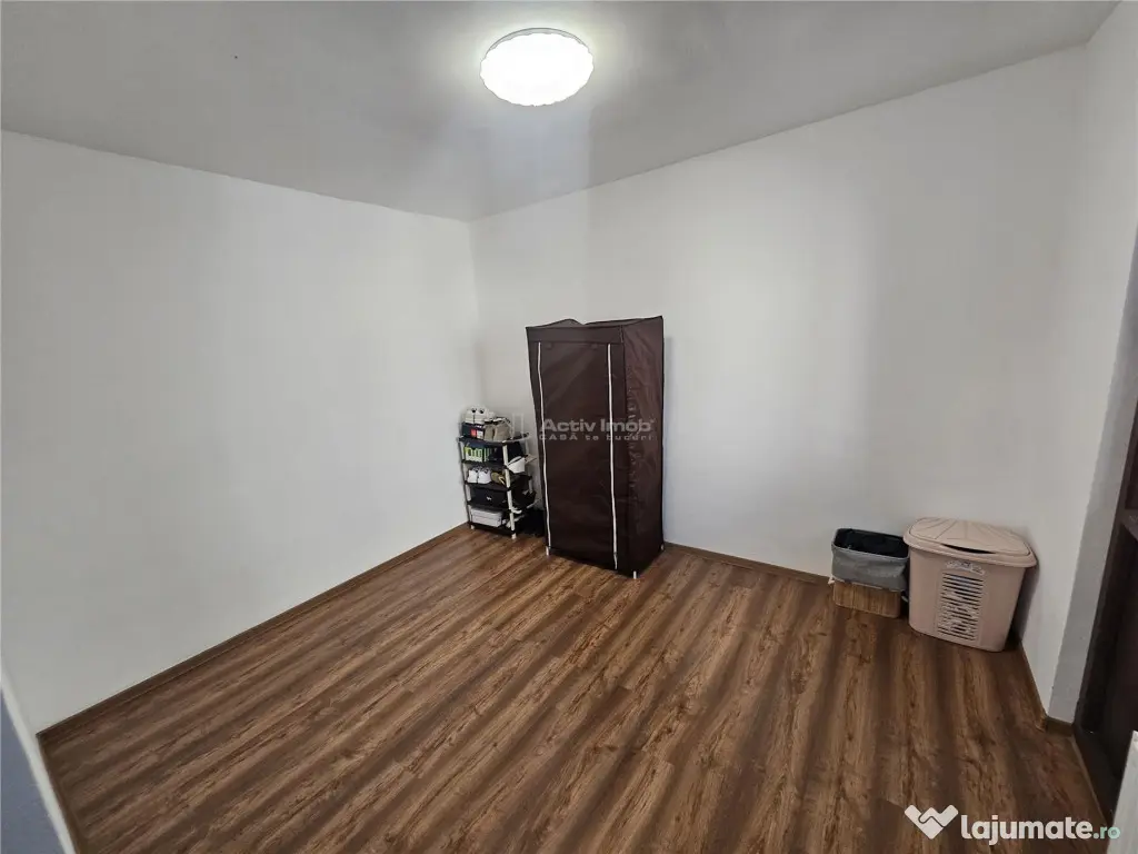 Resita, 2 Cam. Renovat, Micro 3