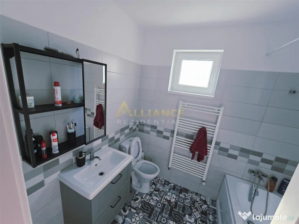 Casa mobilata si utilata- 3 camere- pod - beci 