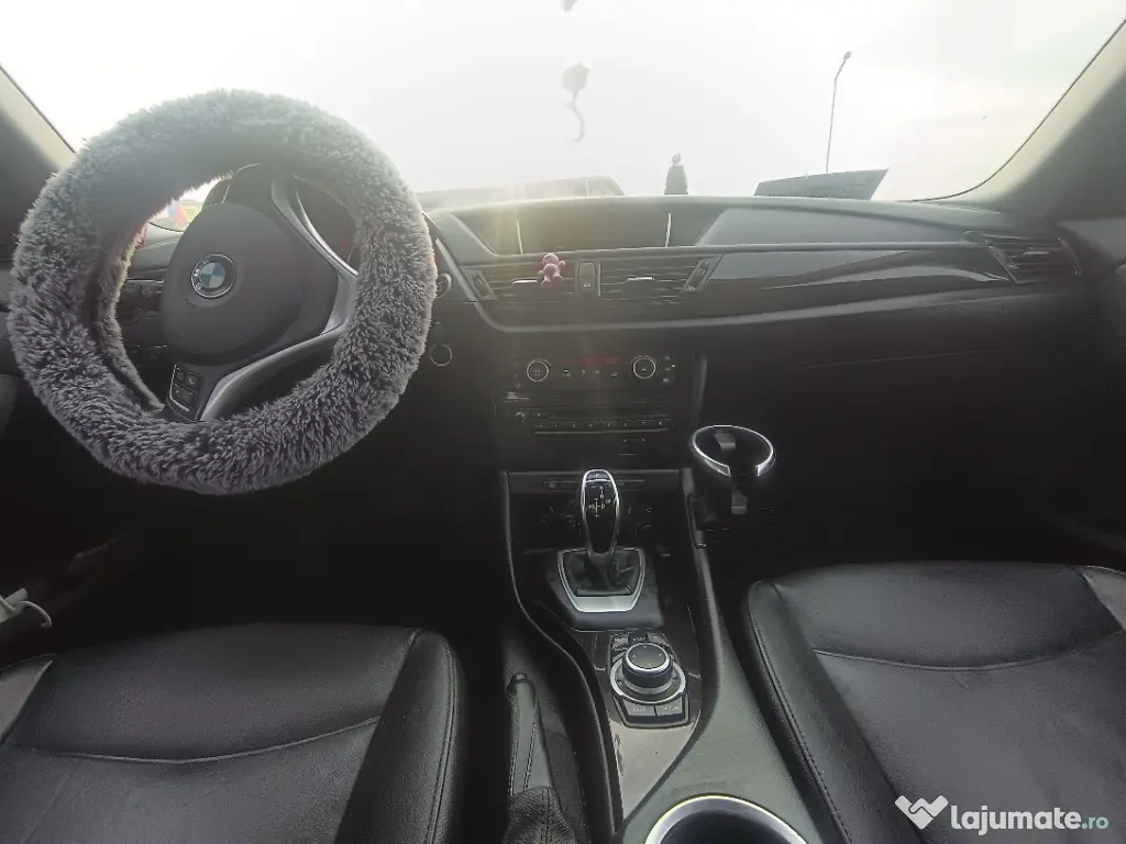 Se vinde BMW X1 Model X Line, automată