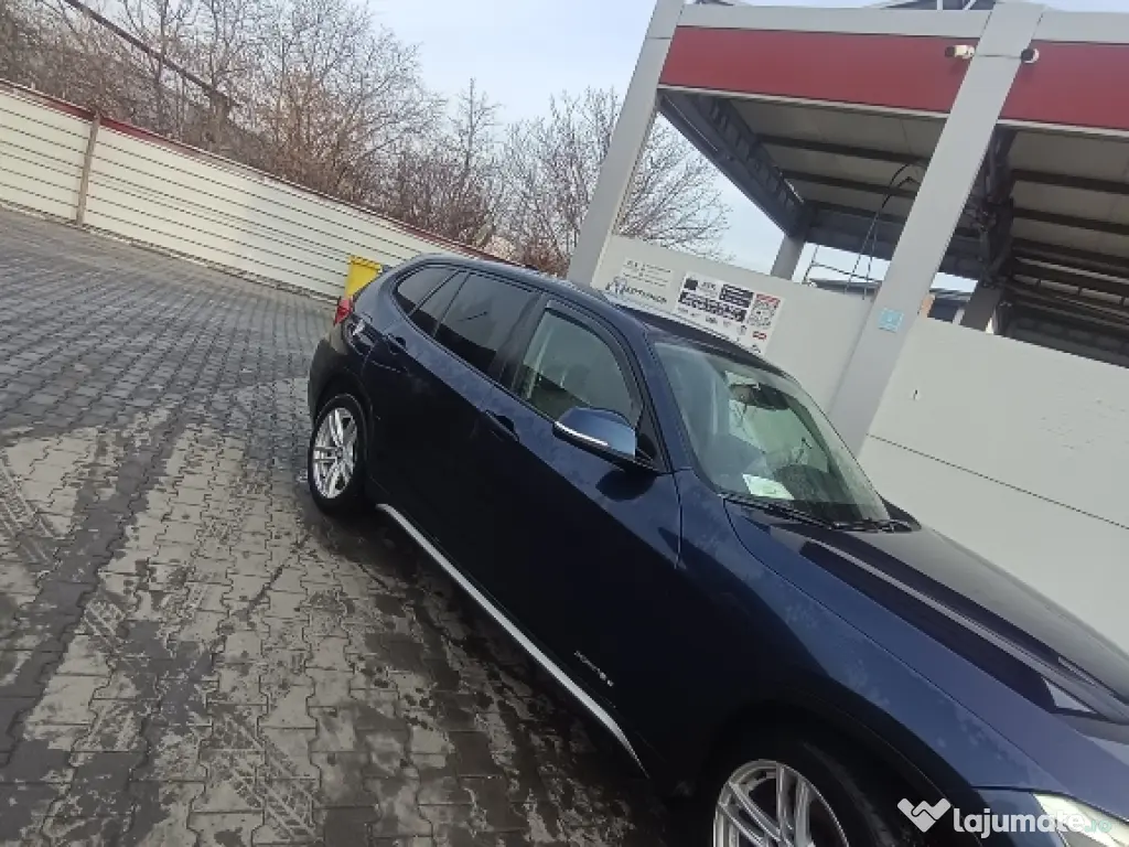 Se vinde BMW X1 Model X Line, automată