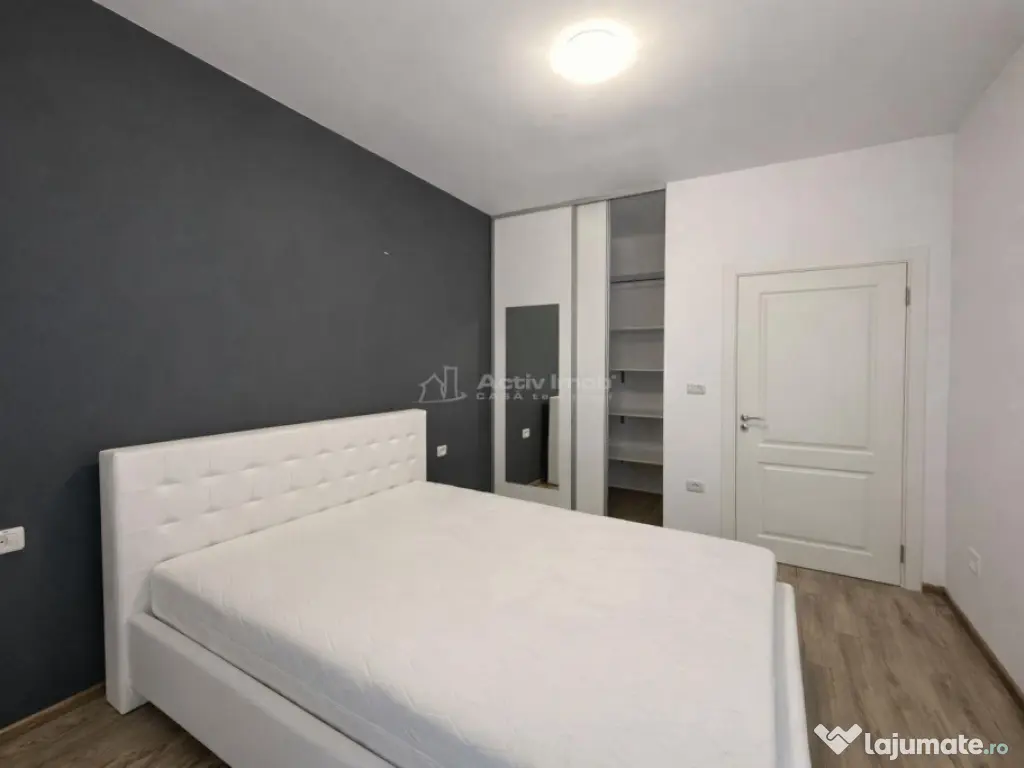 Apartament 3 camere, bloc nou, zona Cetate 