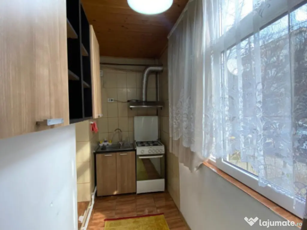 Apartament 2 camere, decomandat, 57mp, Rovine 