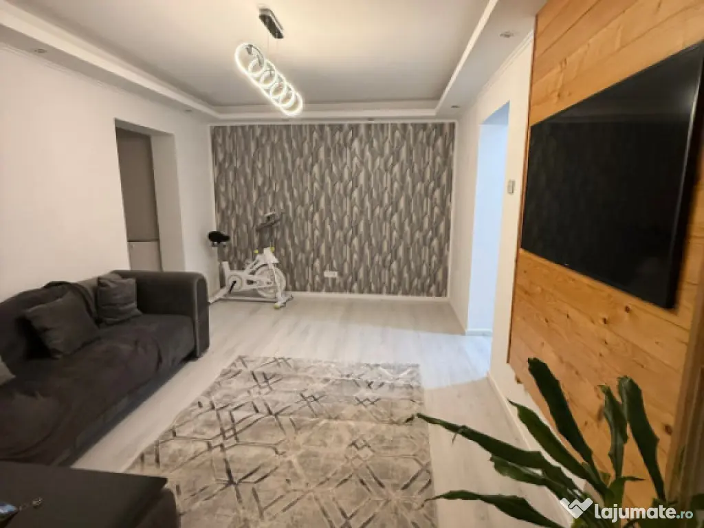 Apartament 2 camere de vanzare, situat in zona Tomis I 