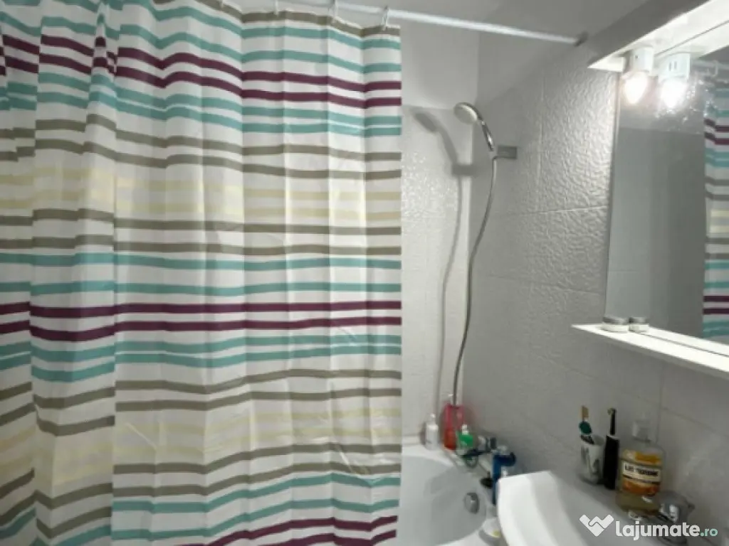 Apartament 2 camere de vanzare, situat in zona Tomis I 