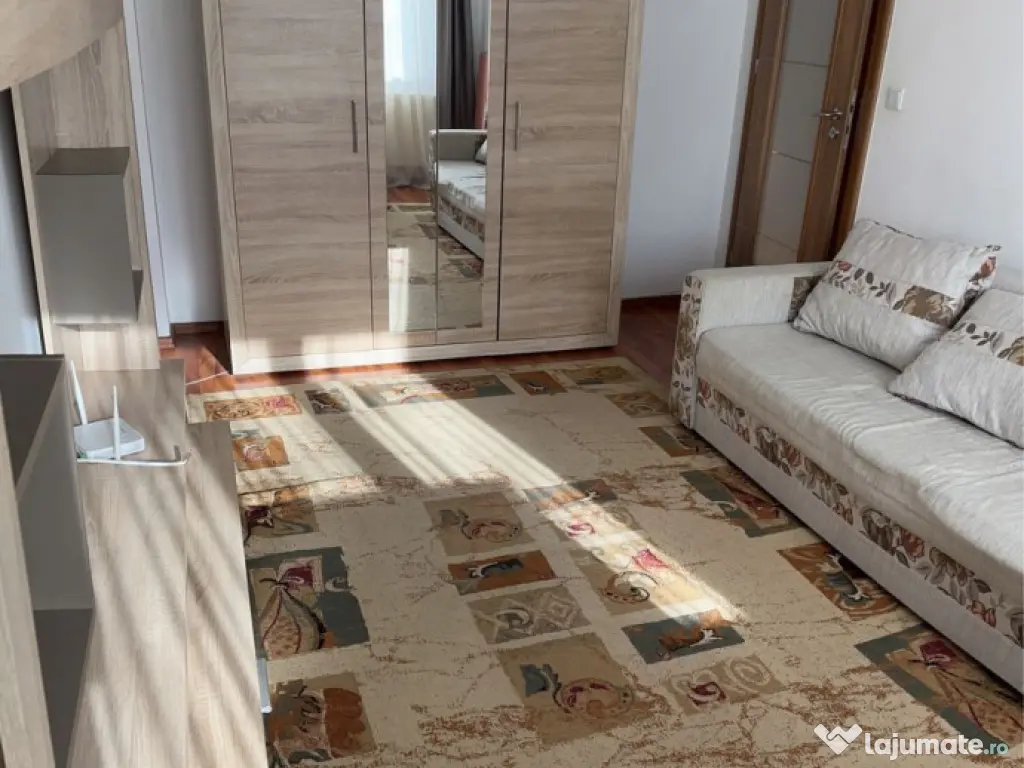 Garsoniera decomandata Astra ,renovata,73900 Euro 