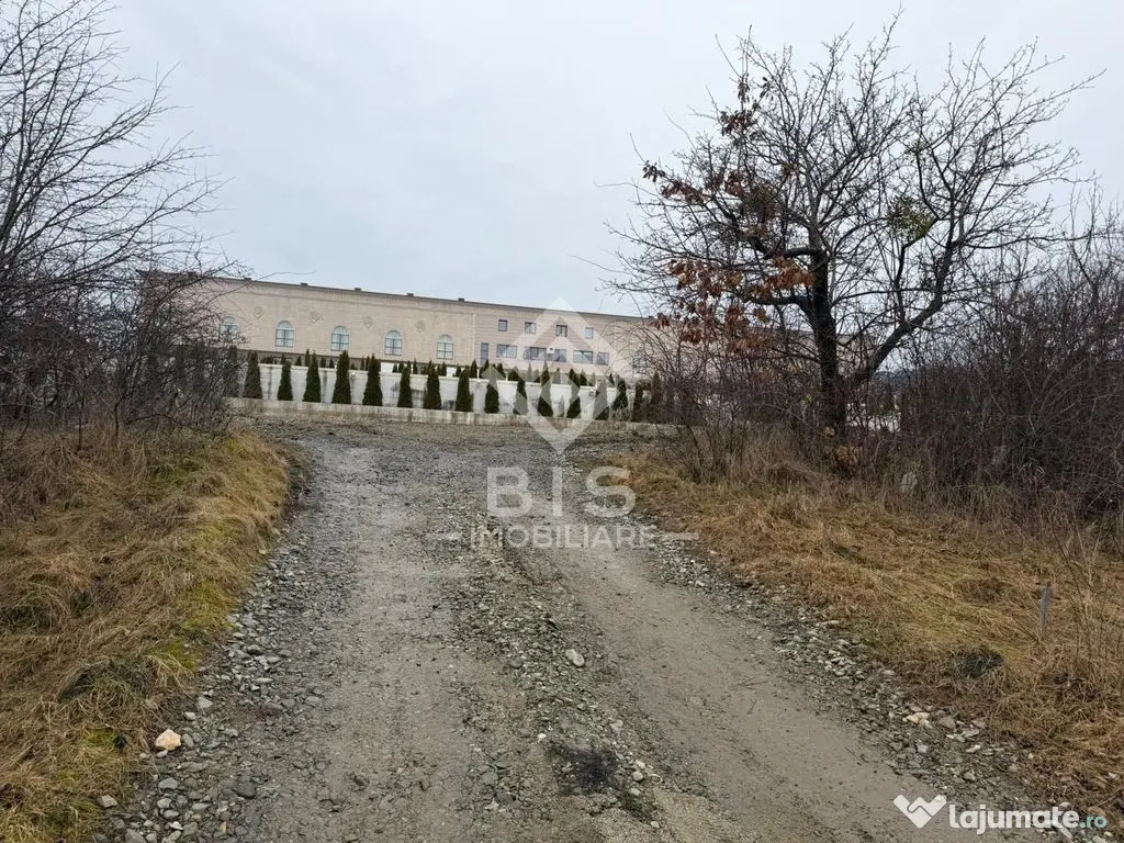 Teren 874 mp - zona Pico Verde