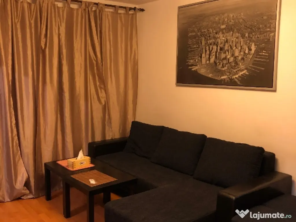 Vând sau schimb apartament cu patru camere 
