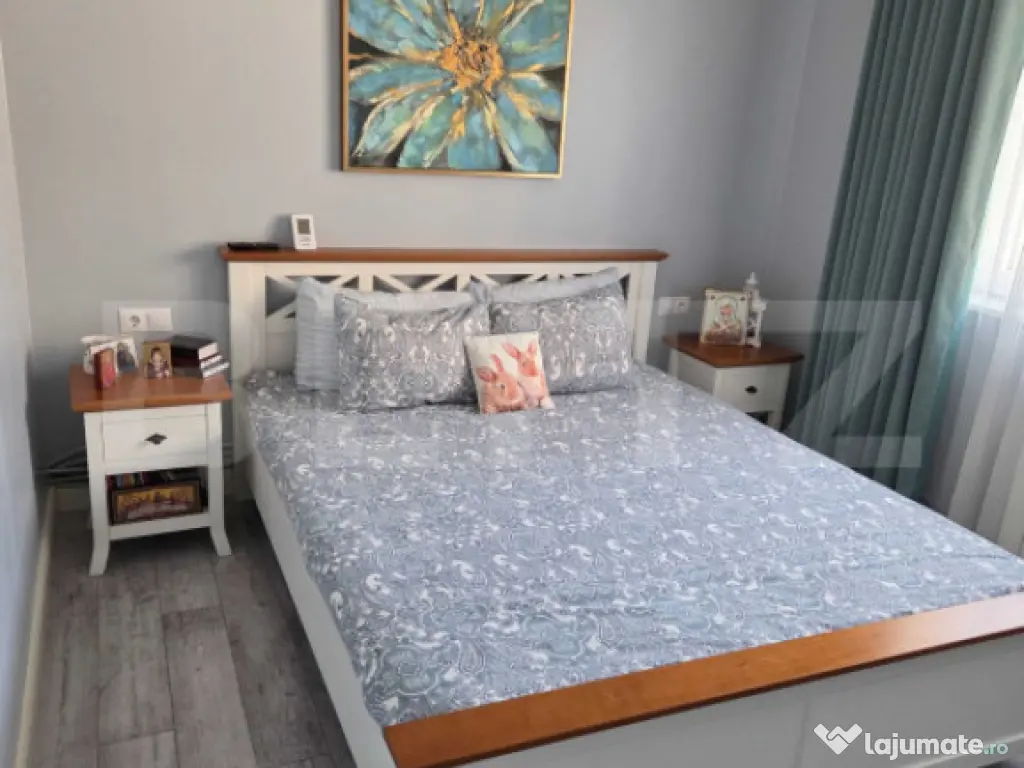 Apartament 3 camere de vânzare - zona ultracentrala 