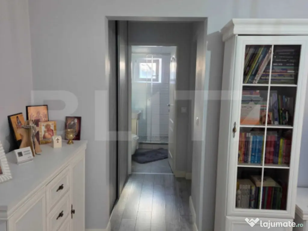 Apartament 3 camere de vânzare - zona ultracentrala 