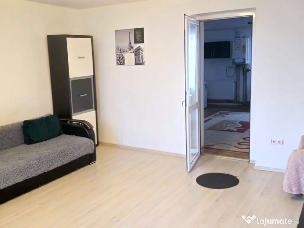 Apartament cu 2 camere la casa, 70 mp - zona centrala 