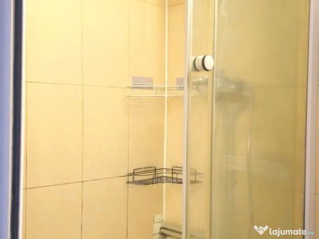 Apartament cu 2 camere la casa, 70 mp - zona centrala 