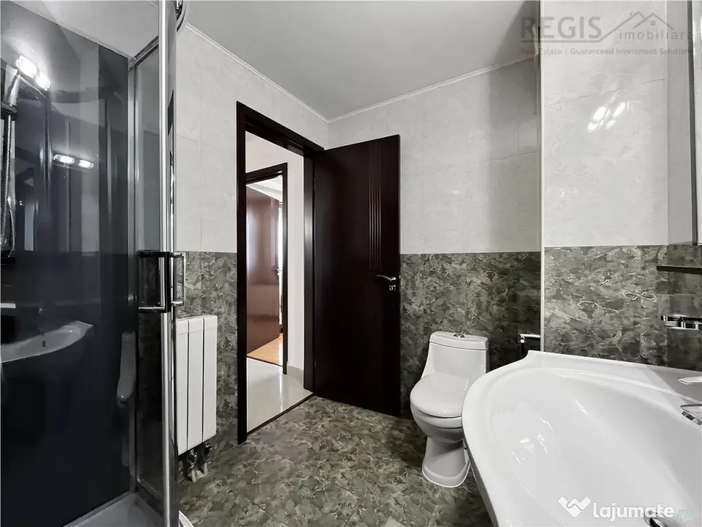 Apartament 2 Camere Central cu Parcare in Bloc Nou 