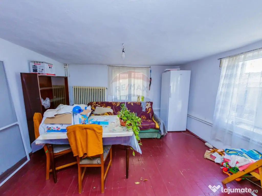 Proprietate rezidentiala de vanzare la 2 pasi de Parcul R... 