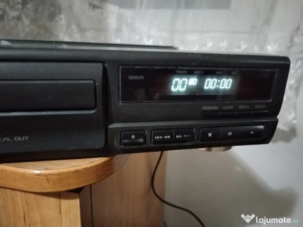 CD player deck Technics SL-pg490 