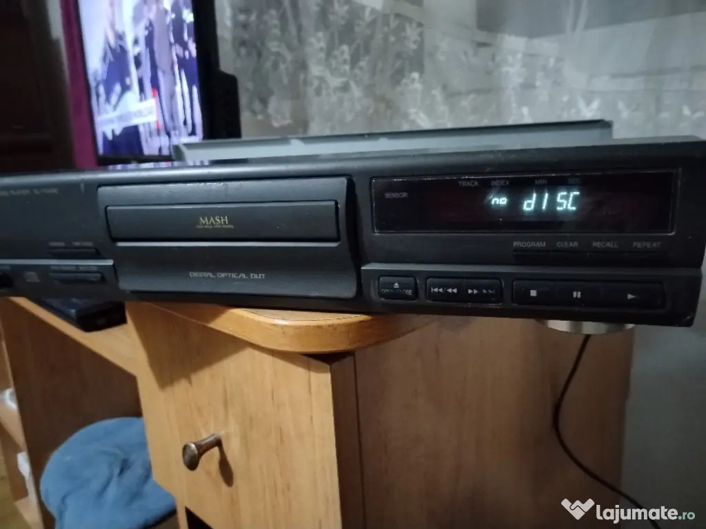 CD player deck Technics SL-pg490 