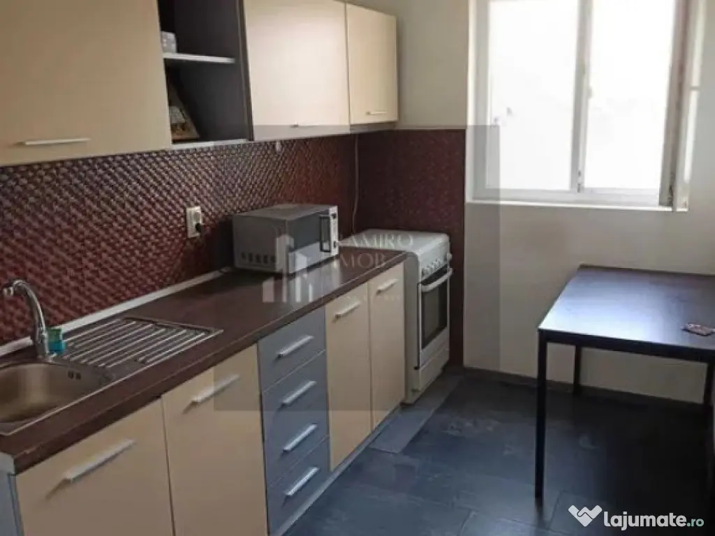 Apartament 3 camere decomandat Metrou Tineretului 