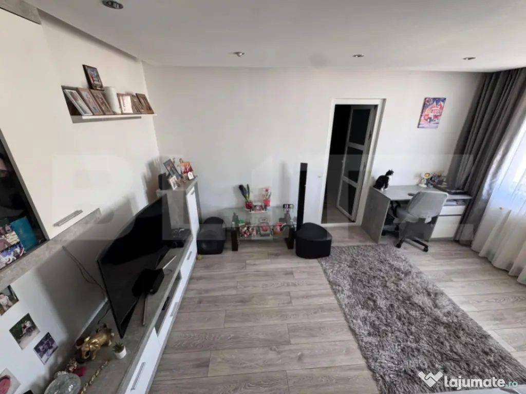 Micro 6 – Apartament Luminos, Etaj 4/4, Dotări Complete, 