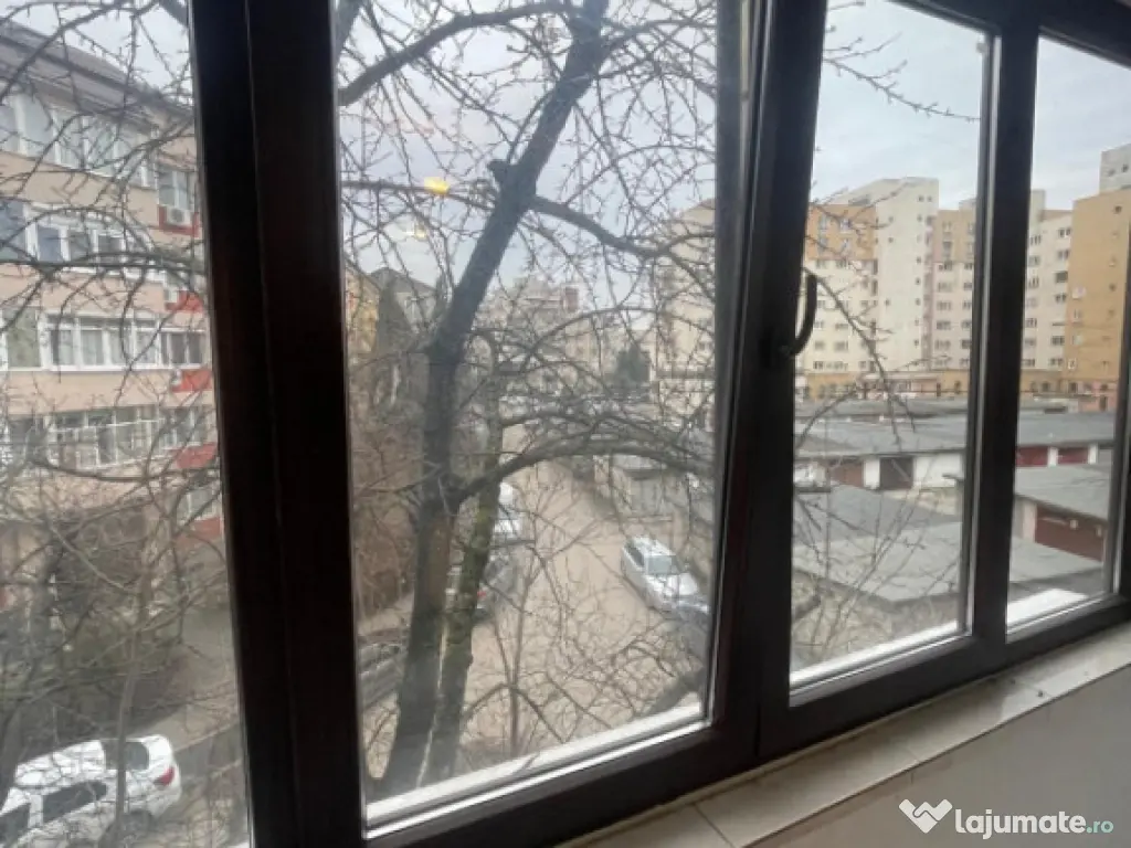Apartament 4 camere, 100 mp utili, 2 băi, etaj 2 – zonă