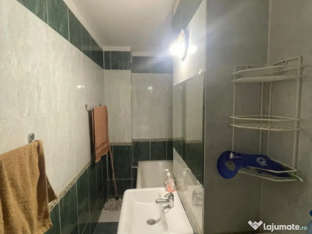 Apartament 4 camere, 100 mp utili, 2 băi, etaj 2 – zonă