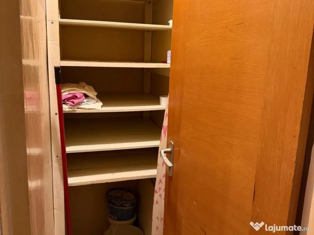 Decebal etaj 1 decomandat la bulevard 