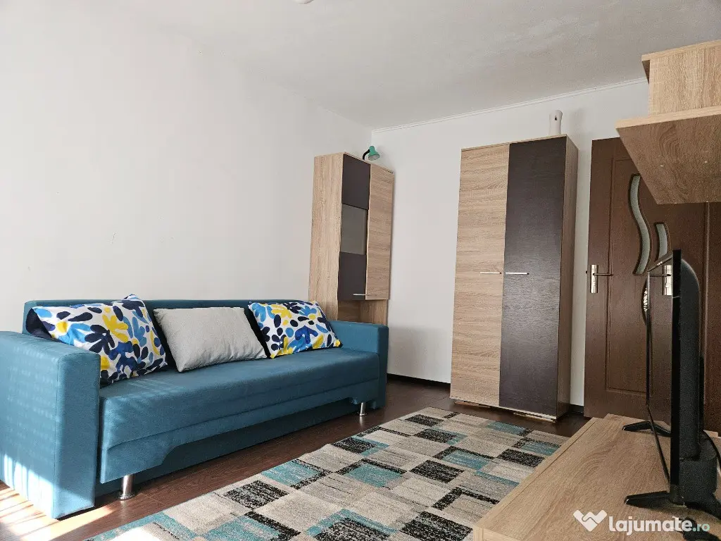 Garsoniera de inchiriat și loc de Parcare, zona Intim - Banu Maracine