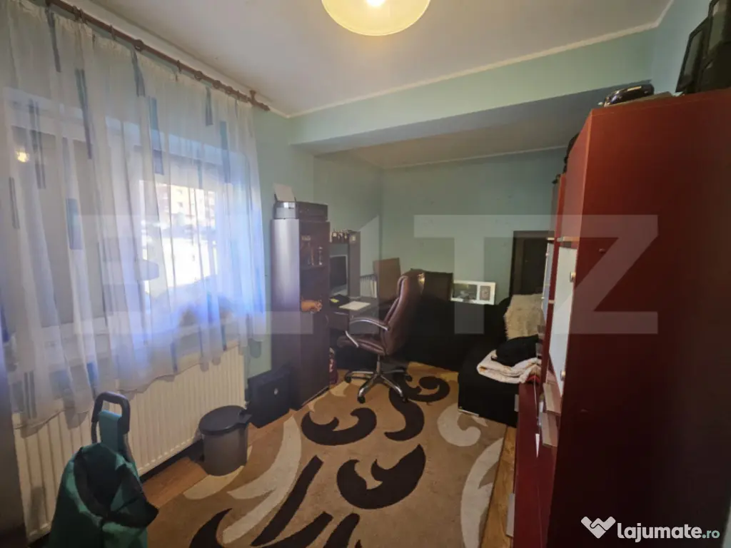 Apartament semidecomandat cu 4 camere, zona Stejarului 