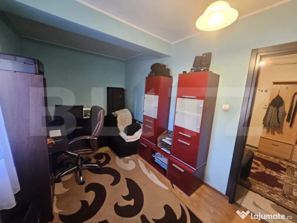 Apartament semidecomandat cu 4 camere, zona Stejarului 