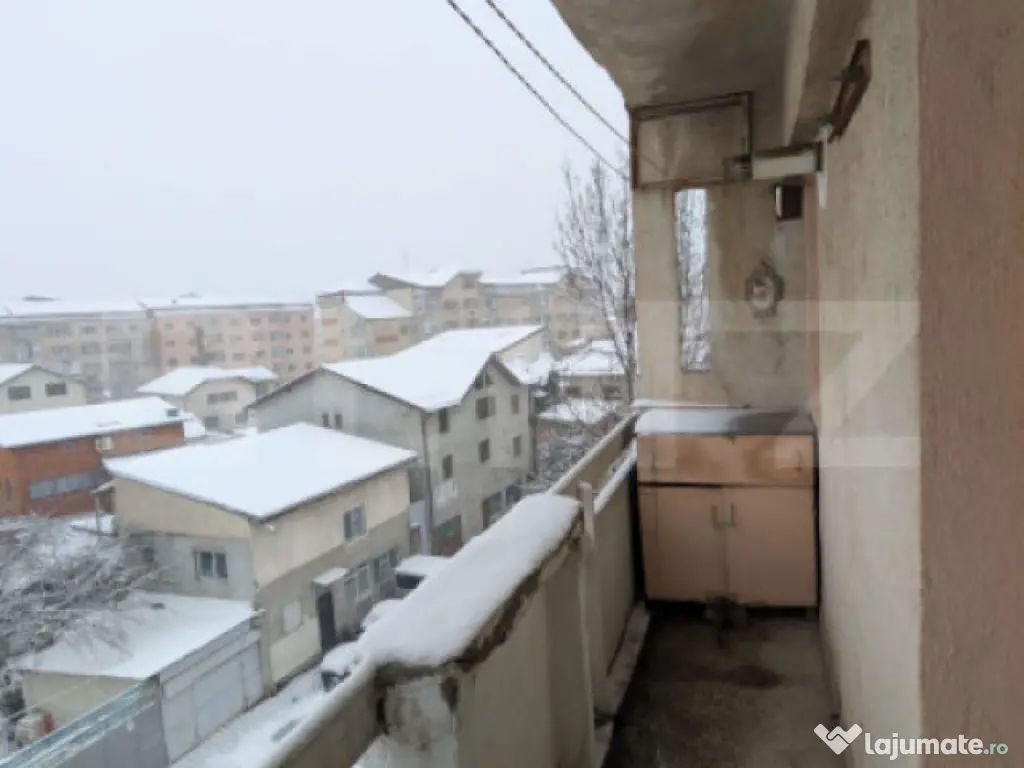 Apartament 3 camere, 64 mp, Cartier CFR