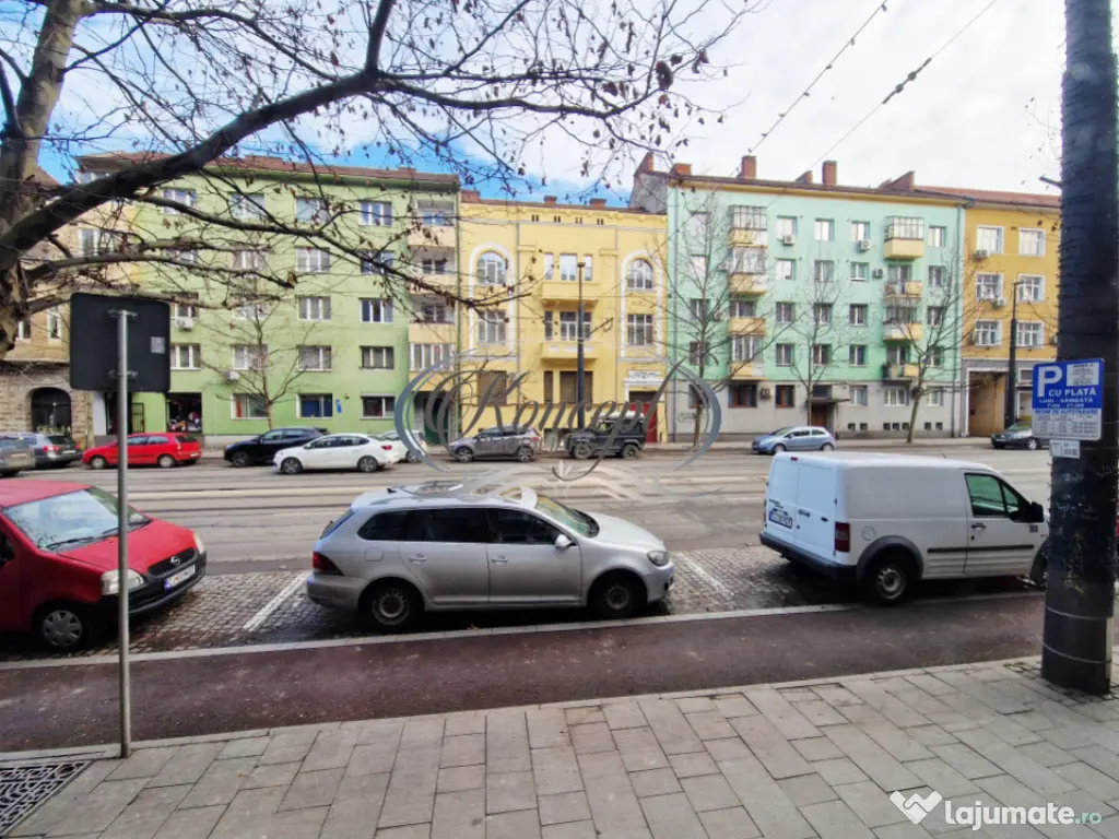 Apartament decomandat, zona Facultatii de Litere 
